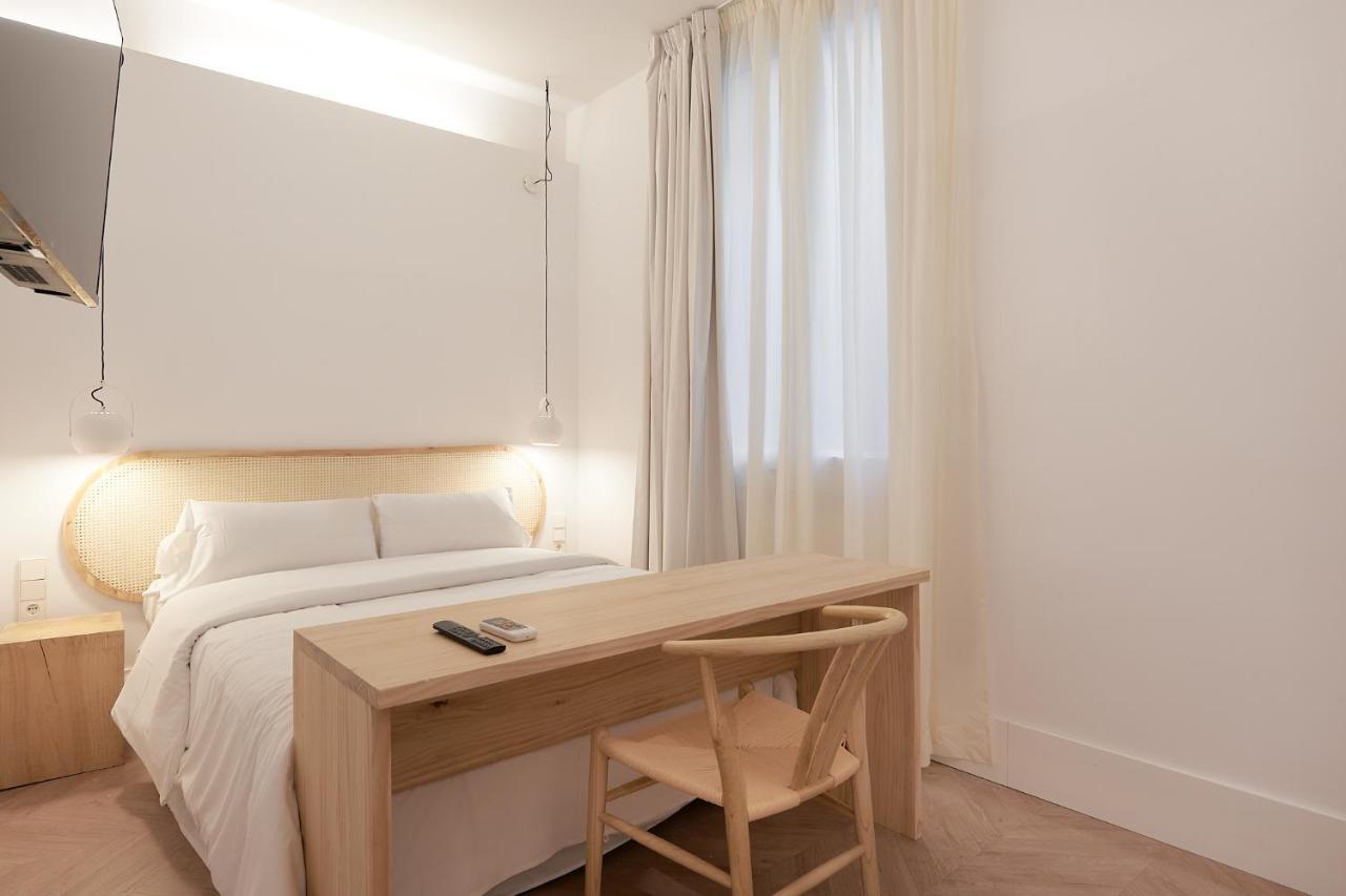 The Mo House Hotel Барселона Екстериор снимка